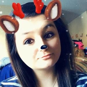 Meet your Posher, Cassandra